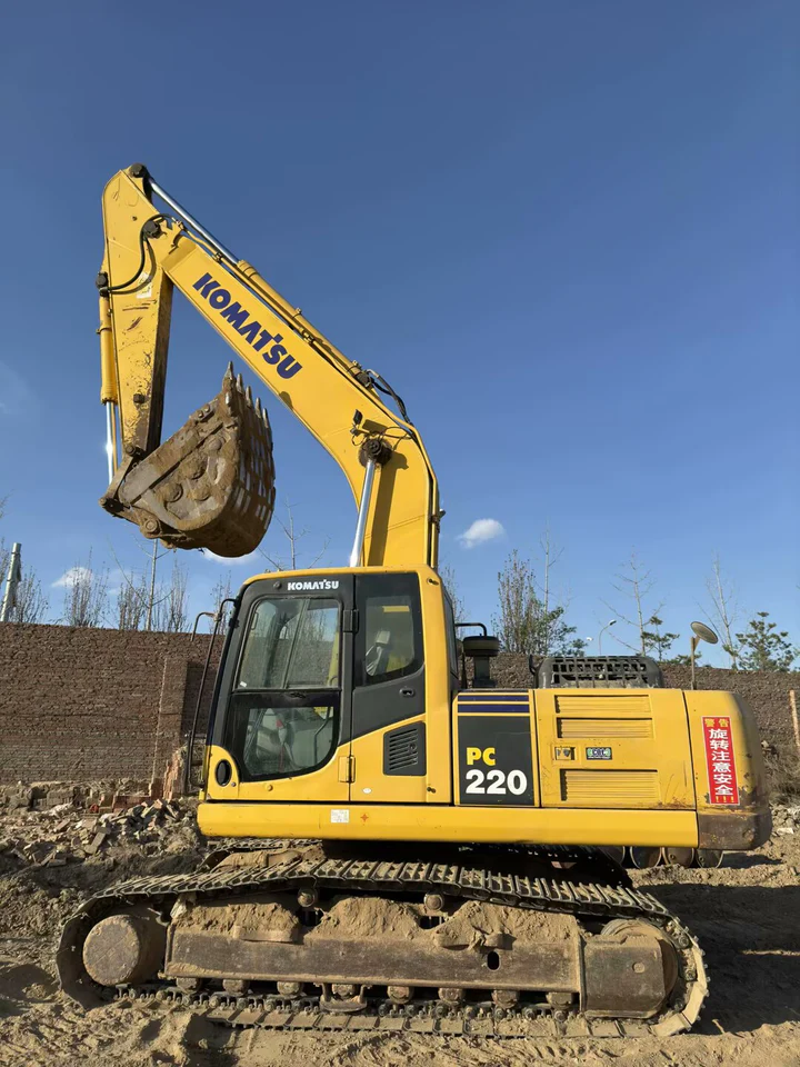 Second Hand Komatsu PC220 16 Used Komatsu PC220 22T Medium Excavator