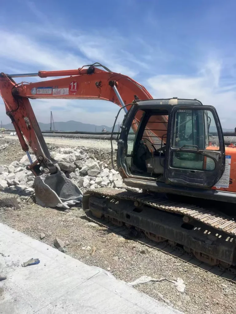 Used Hitachi 260-3g 26T 20 Used Hitachi 260-3g 26T Medium Excavator